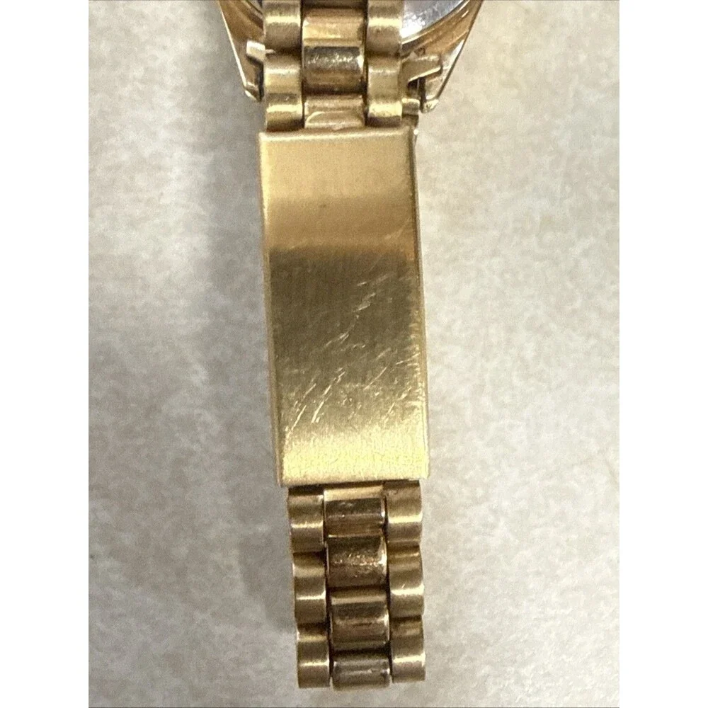 Vintage Armitron Diamond Quartz Women's Gold Tone Datejust Watch Black Dial Read